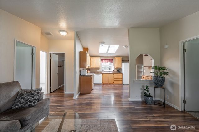 776 Winlock-Vader Road, Winlock, WA 98596