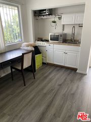 451 S La Peer Drive 2, Beverly Hills, CA 90211