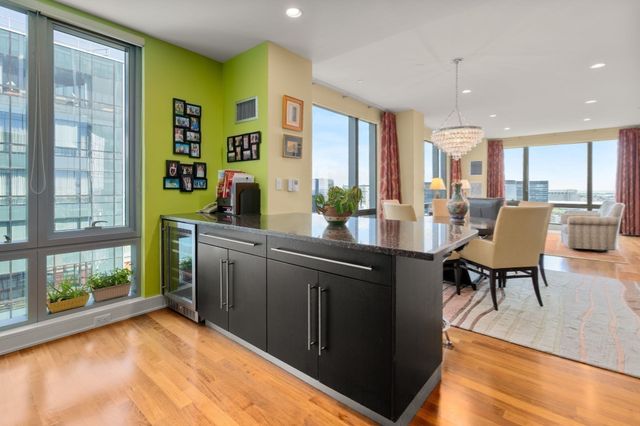 500 Atlantic Avenue 19N, Boston, MA 02210