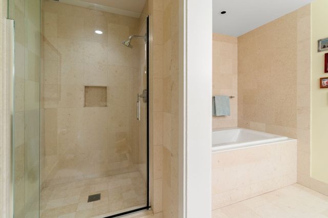 500 Atlantic Avenue 19N, Boston, MA 02210