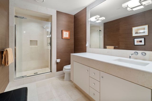 500 Atlantic Avenue 19N, Boston, MA 02210