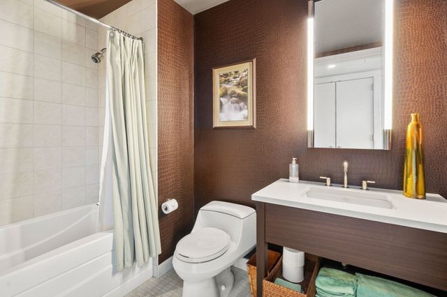 500 Atlantic Avenue 19N, Boston, MA 02210
