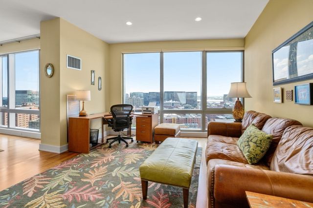 500 Atlantic Avenue 19N, Boston, MA 02210