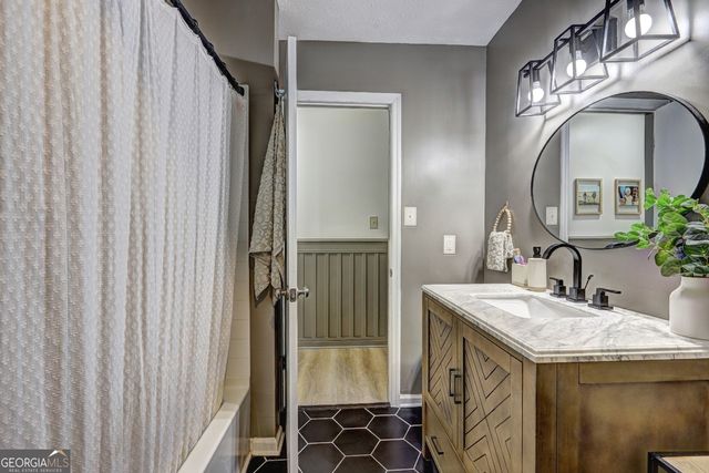 124 Laurel Drive, Barnesville, GA 30204