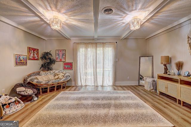 124 Laurel Drive, Barnesville, GA 30204