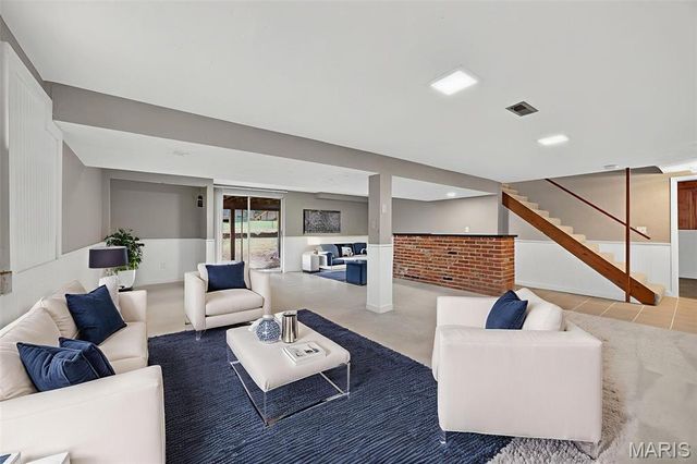 1408 Fischer Lane, St Charles, MO 63303