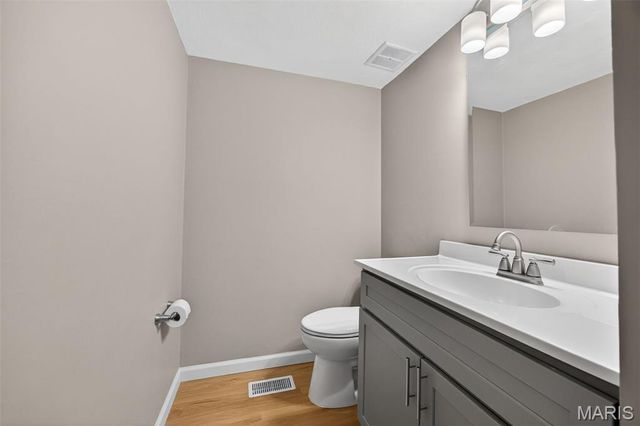 1408 Fischer Lane, St Charles, MO 63303