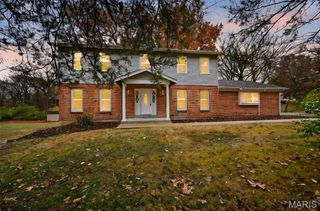 1408 Fischer Lane, St Charles, MO 63303