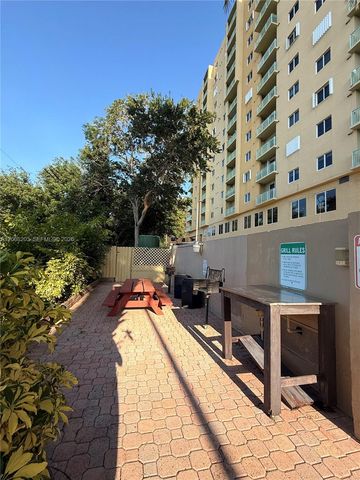 3500 Coral Way 1011, Miami, FL 33145