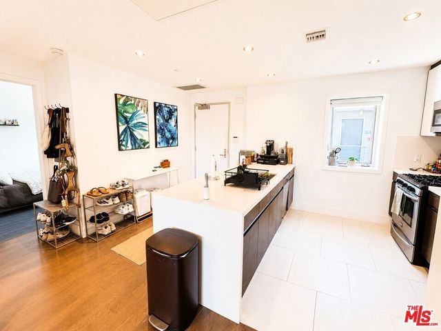 7857 W Manchester Avenue PH6, Playa Del Rey, CA 90293