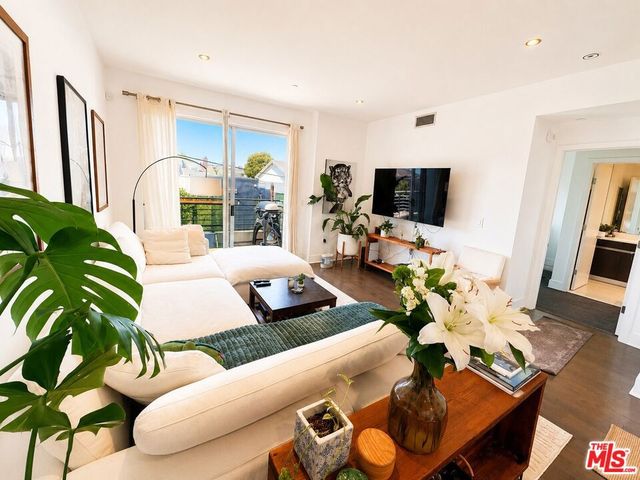 7857 W Manchester Avenue PH6, Playa Del Rey, CA 90293