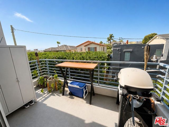 7857 W Manchester Avenue PH6, Playa Del Rey, CA 90293