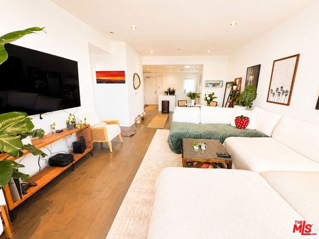 7857 W Manchester Avenue PH6, Playa Del Rey, CA 90293