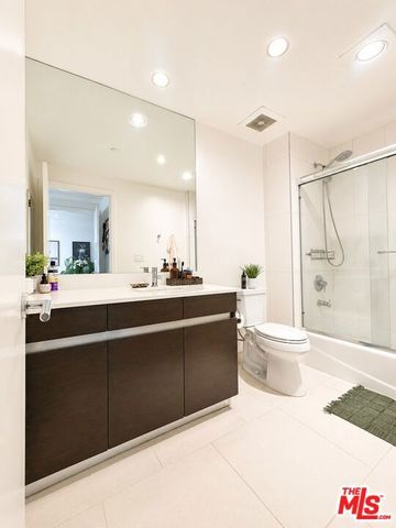 7857 W Manchester Avenue PH6, Playa Del Rey, CA 90293