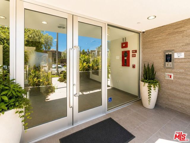7857 W Manchester Avenue PH6, Playa Del Rey, CA 90293
