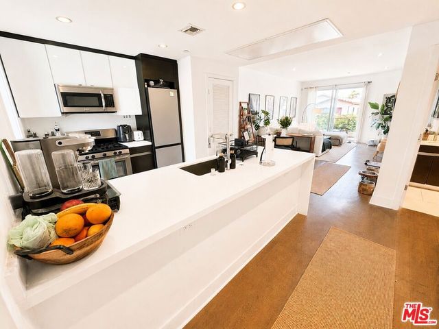 7857 W Manchester Avenue PH6, Playa Del Rey, CA 90293