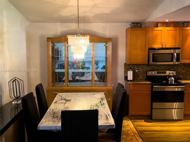 19251 NW 33rd Ave, Miami Gardens, FL 33056