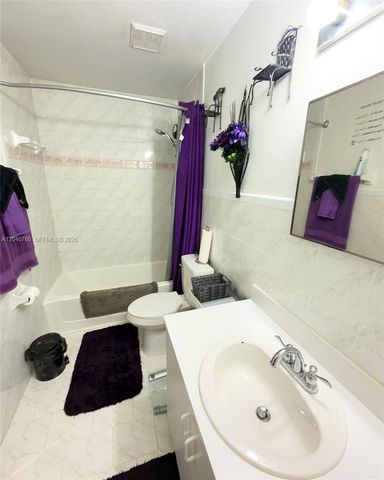 19251 NW 33rd Ave, Miami Gardens, FL 33056