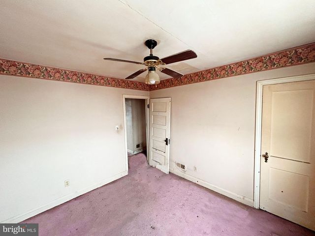 2006 GRINNALDS AVE, Baltimore, MD 21230