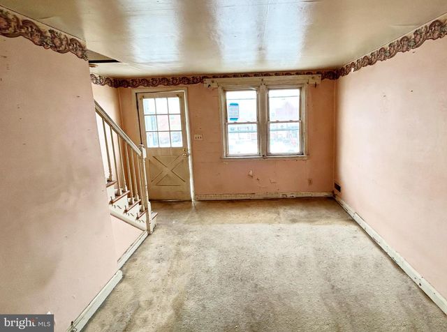 2006 GRINNALDS AVE, Baltimore, MD 21230