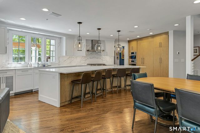 38 Three Wells Lane, Darien, CT 06820