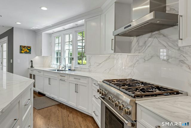 38 Three Wells Lane, Darien, CT 06820