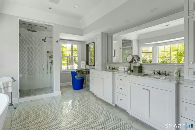 38 Three Wells Lane, Darien, CT 06820
