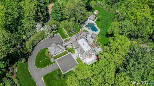 38 Three Wells Lane, Darien, CT 06820
