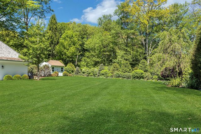 38 Three Wells Lane, Darien, CT 06820