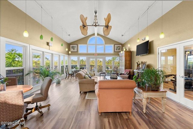 1401 S Palmetto Ave Apt 806, Daytona Beach, FL 32114