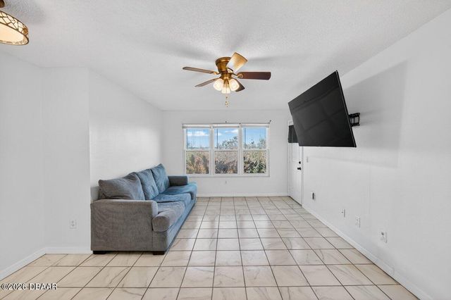 1401 S Palmetto Ave Apt 806, Daytona Beach, FL 32114