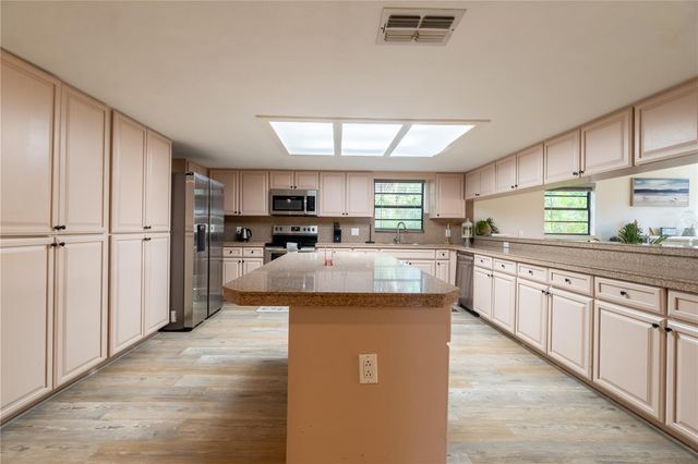 4003 BAYSIDE COURT, Bradenton, FL 34210
