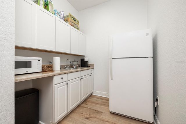 801 2ND STREET N C, Safety Harbor, FL 34695