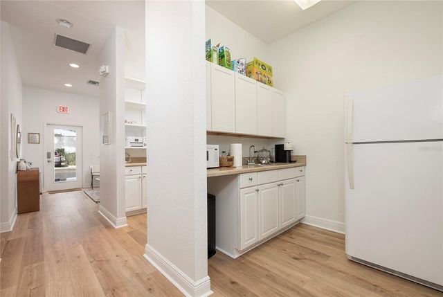 801 2ND STREET N C, Safety Harbor, FL 34695