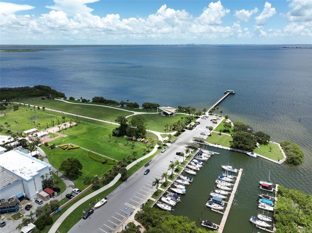 801 2ND STREET N C, Safety Harbor, FL 34695