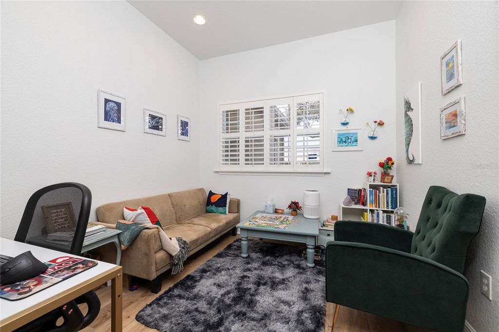 Image 13 of property listing at 801 2ND STREET N C, Safety Harbor, FL 34695