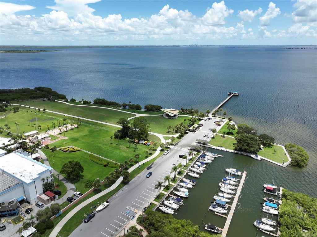 Image 37 of property listing at 801 2ND STREET N C, Safety Harbor, FL 34695