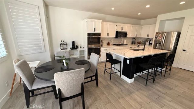 17289 Woodentree Lane, Riverside, CA 92503