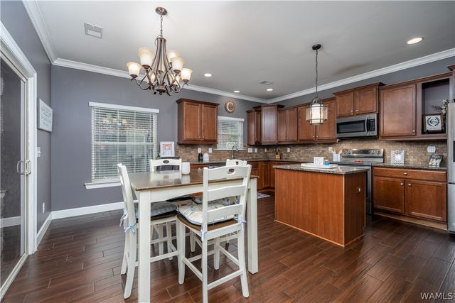 1005 BELLE MEADE, Northport, AL 35475