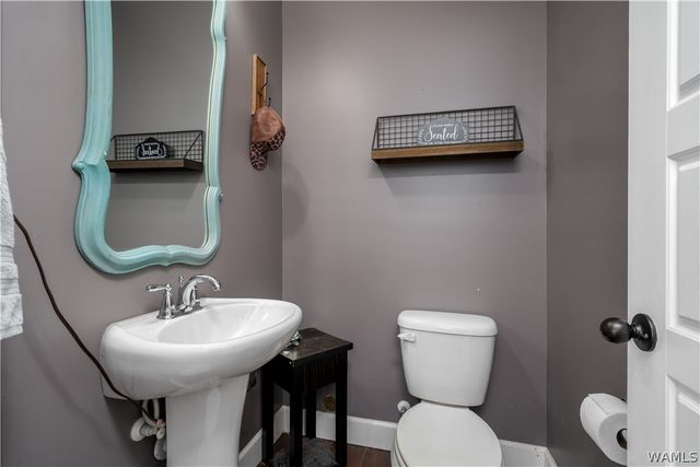 1005 BELLE MEADE, Northport, AL 35475