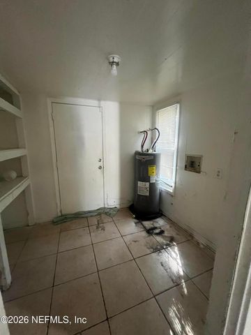 652 FERN Street, Jacksonville, FL 32206