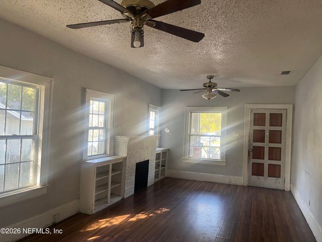 652 FERN Street, Jacksonville, FL 32206