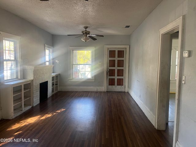 652 FERN Street, Jacksonville, FL 32206