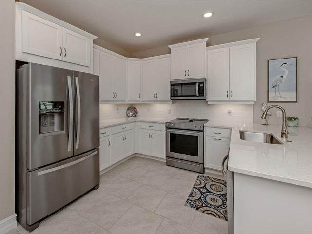 749 IBIZA LOOP, Venice, FL 34292