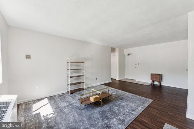 3701 5TH ST S #212, Arlington, VA 22204