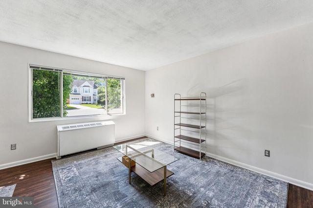 3701 5TH ST S #212, Arlington, VA 22204