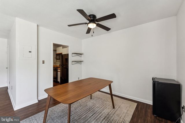 3701 5TH ST S #212, Arlington, VA 22204
