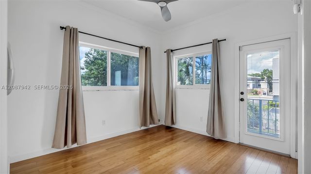 733 NW 30th Ct 6, Wilton Manors, FL 33311