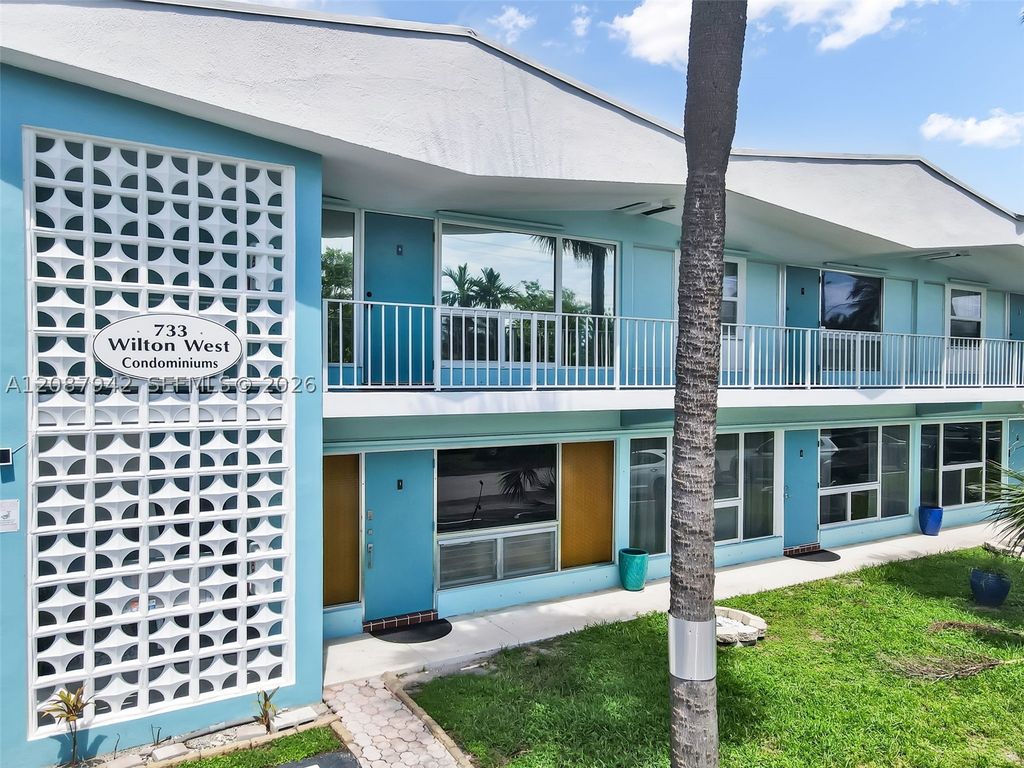 733 NW 30th Ct 6, Wilton Manors, FL 33311