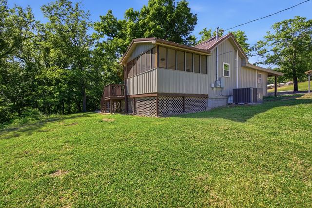 3542 Cecil Farm Rd, Mount Pleasant, TN 38474